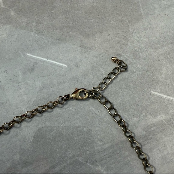 Francesca’s Bubble Statement Necklace - Picture 6 of 10